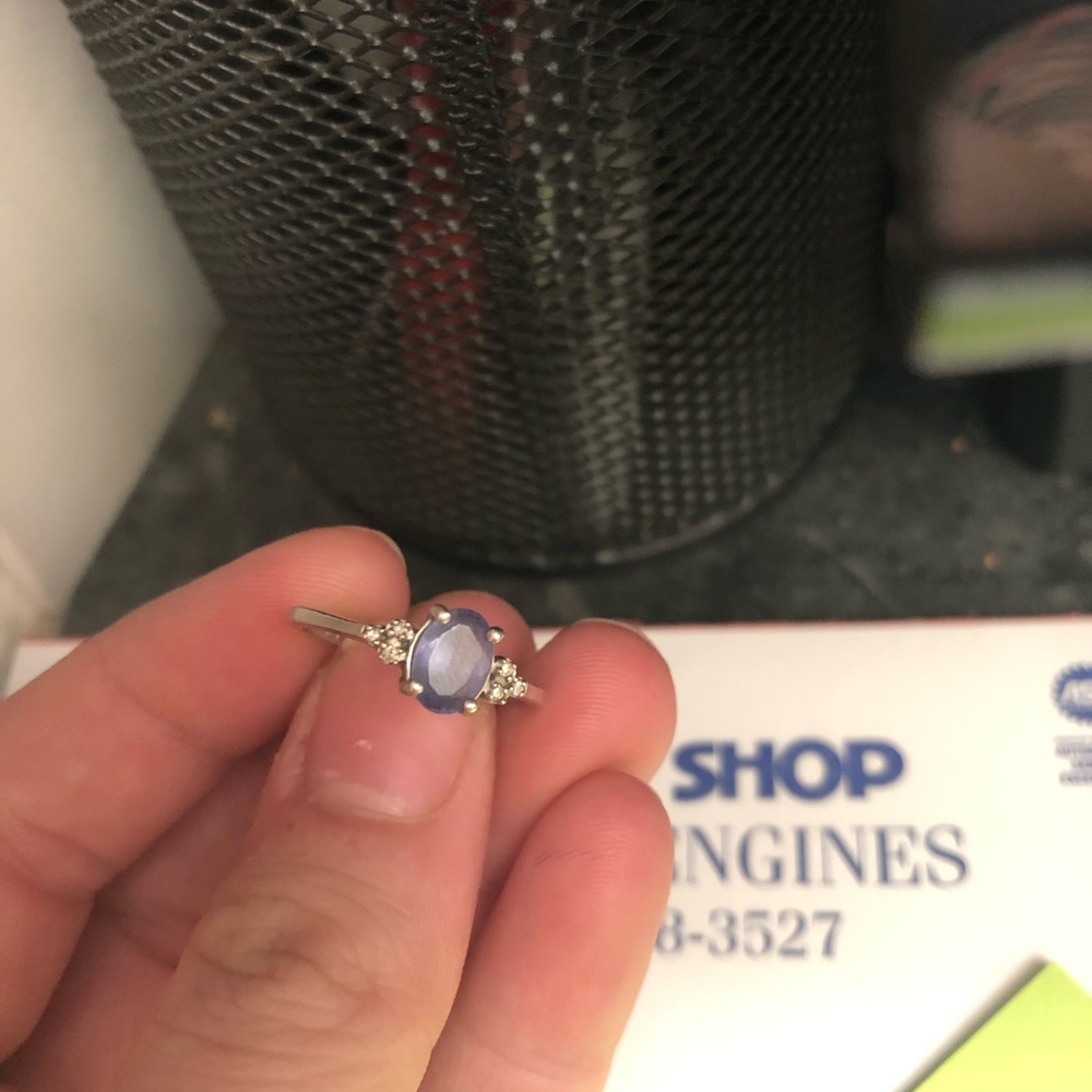 Ring - Picture 2 of 3